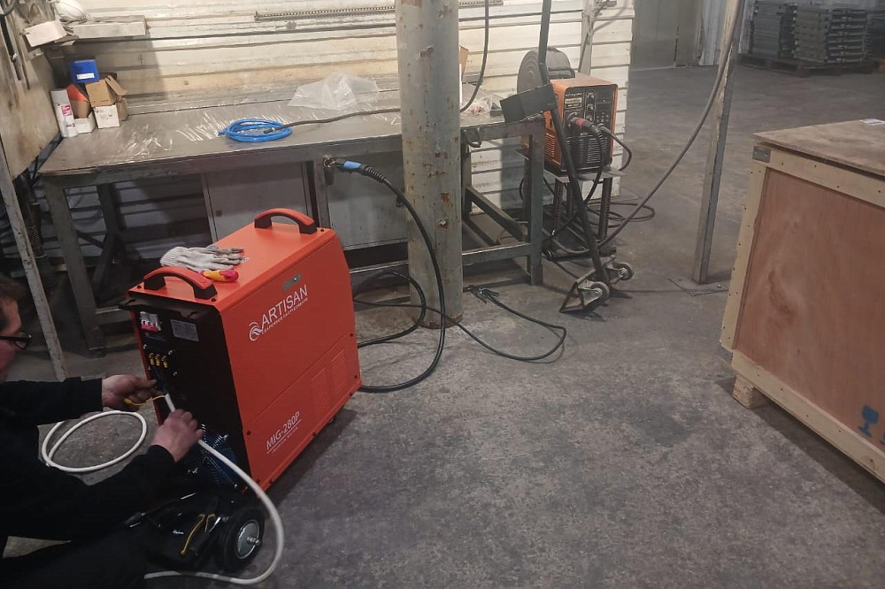 Испытание сварочного аппарата ARTISAN MIG-280 PULS